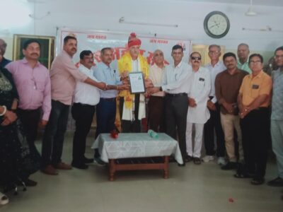 कृषि वैज्ञानिक चयन बोर्ड के सदस्य बनने पर पूर्व काजरी निदेशक डॉ ओपी यादव का किया सम्मान